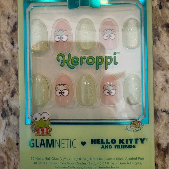 Glamnetic x Hello Kitty and Friends Keroppi Press-On Nails - Green and Pink - Picture 7 of 8